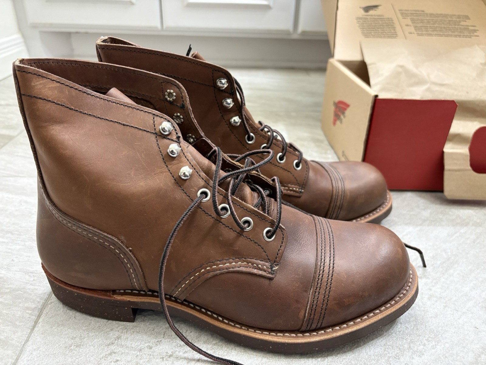 Red Wing 8111 Heritage Iron Ranger Men's Leather Boots Brown Size 9.5 E2