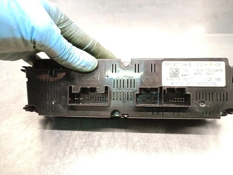 6F0907044B mando del climatizador para SEAT IBIZA V (KJ1 KJG) 1.6 TDI 5405238 - Immagine 3 di 4