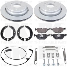 NK BREMSSCHEIBEN + BELÄGE + HANDBREMSE HINTEN passend für BMW 5er E39 Kombi