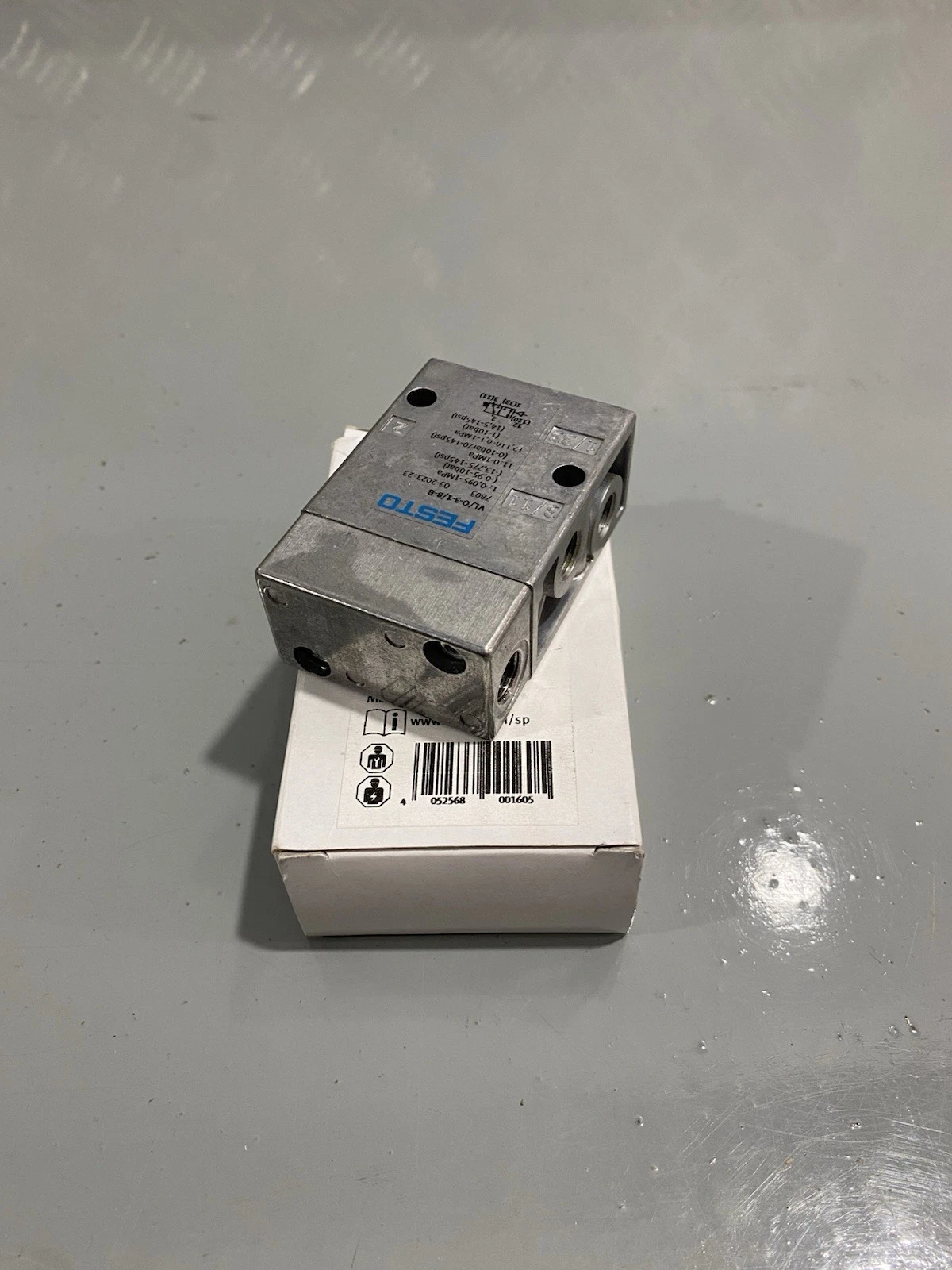 Festo VL/0-3-1/8-B 7803 Pneumatic Valve Solenoid Brand New 5