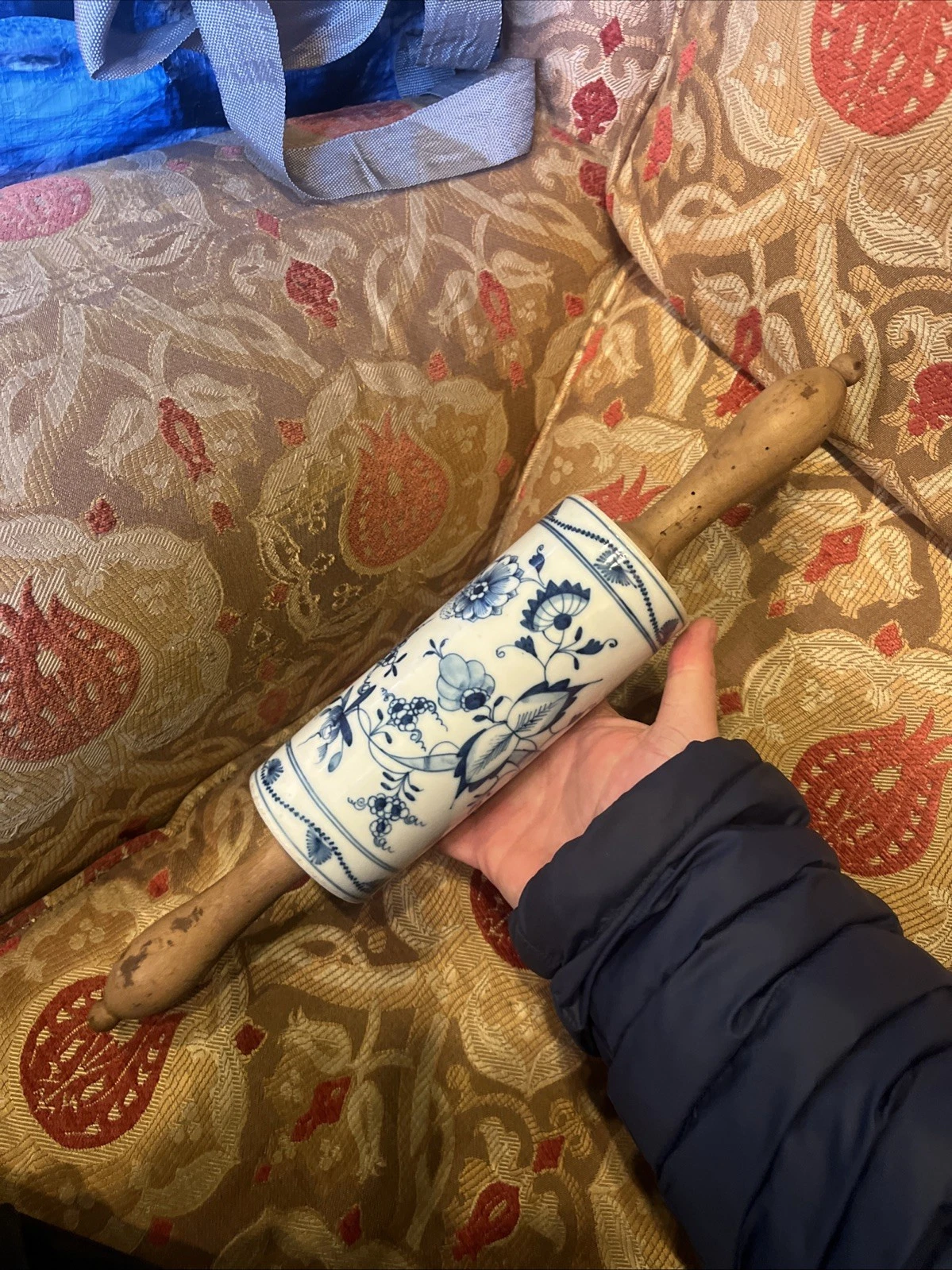 Unusual C1900 Meissen Style Onion Pattern Porcelain And Wood Rolling Pin