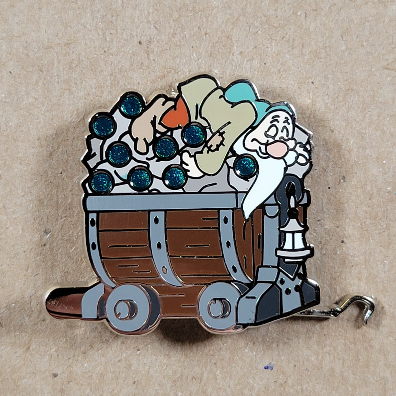 2014 Disney SLEEPY Snow White and the Seven Dwarfs Mine Car Train Pin 99938