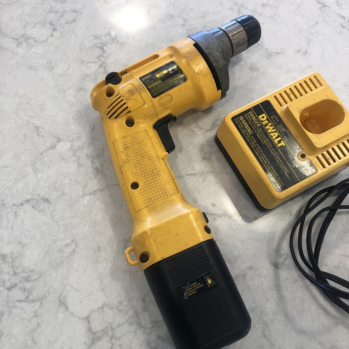 DeWALT DW947 DW9104 Cordless 12V 3/8