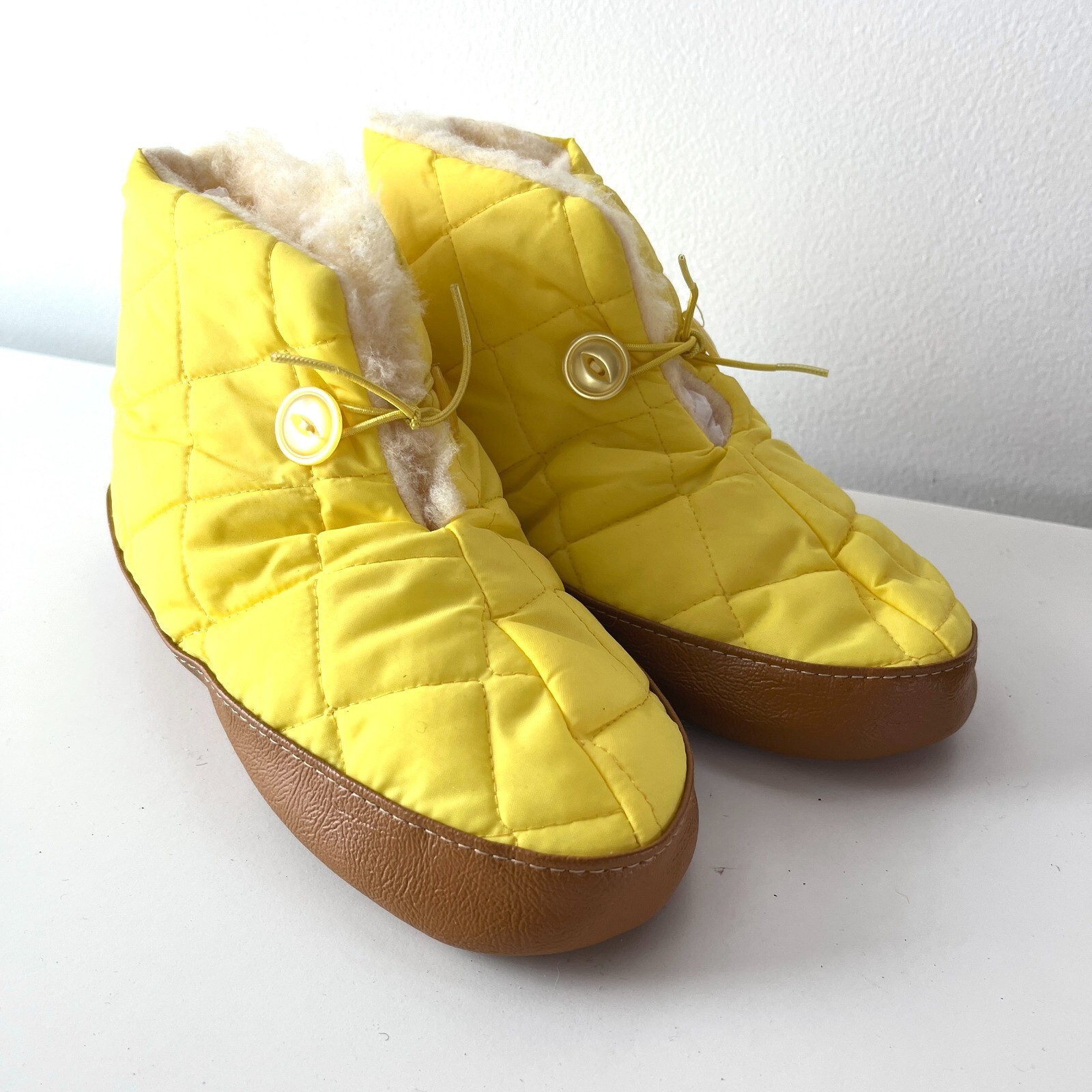 PANTOFOLA D’ORO Dearfoams Vintage Foderato Bootie Pantofole Donna US Taglia Small 5 6 Giallo Made in USA