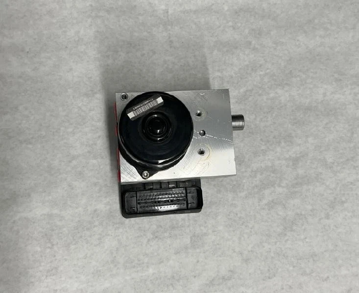2006-2011 Nissan Armada ABS Anti Lock Brake Actuator Pump Assembly Oem — 第 3/4 张图片
