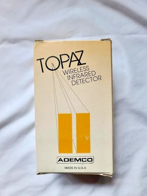 ADEMCO-TOPAZ MODEL 5775 WIRELESS PASSIVE INFRARED DETECTOR-NEW OLD STOCK - Image 4 of 4