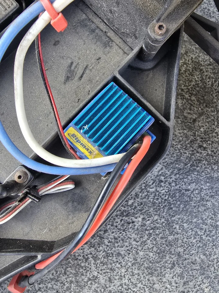 Xtm X-Cellerator electric 2wd stadium truck Parts/Repair - Image 3 of 4