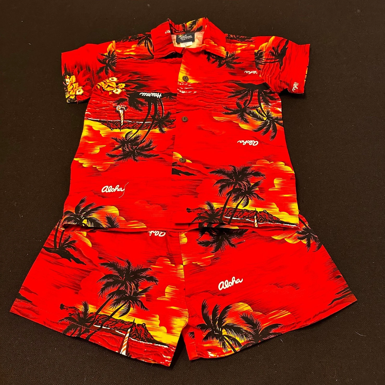 Royal Hawaiian Creations Aloha Shirt Red Sunset Beach Kids Size 6