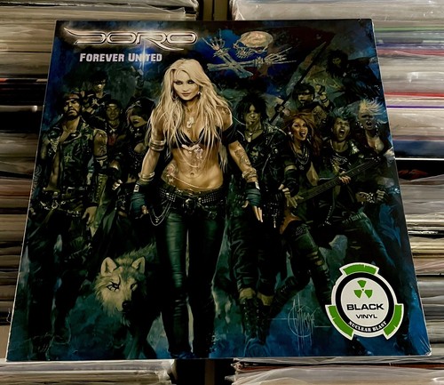 Doro - Forever United 2xLP auf Vinyl Heavy Metal Queen Print auf Seite D