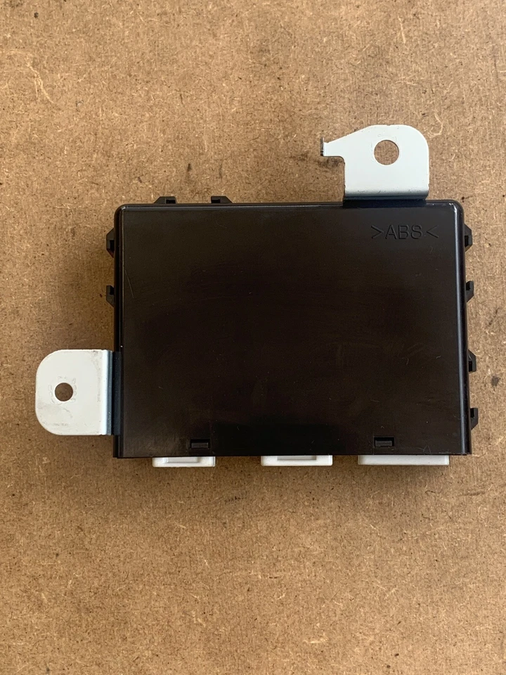 Módulo de control de bloqueo de puerta Nissan Quest 2004-2009 3,5 L 284505Z101 OEM Foto 4 de 4