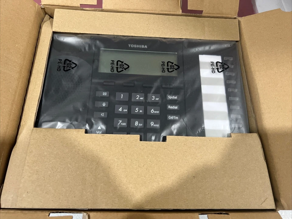 Brand New Toshiba IP5022-SD 10-Button IP display Phone BLACK *IN ORIGINAL BOX* - Image 3 of 4
