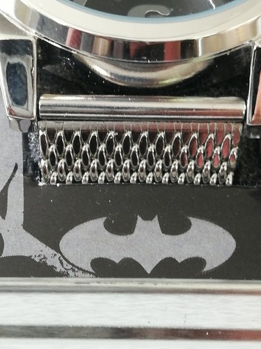 Batman Arkham City Silver Edition Steel Band Certified DC & Warner Bros New. - Picture 6 of 14