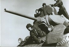 WW II Russian Photo Close Up - T-34 Tank  Crew