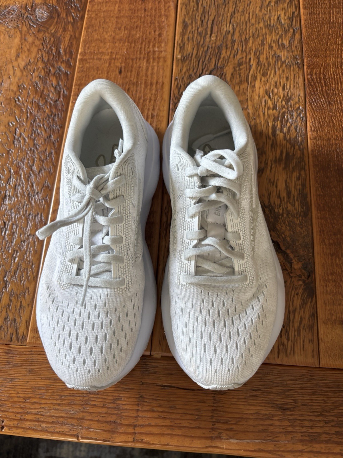 Brooks  Ghost 16 size women’s size 7 - image 1