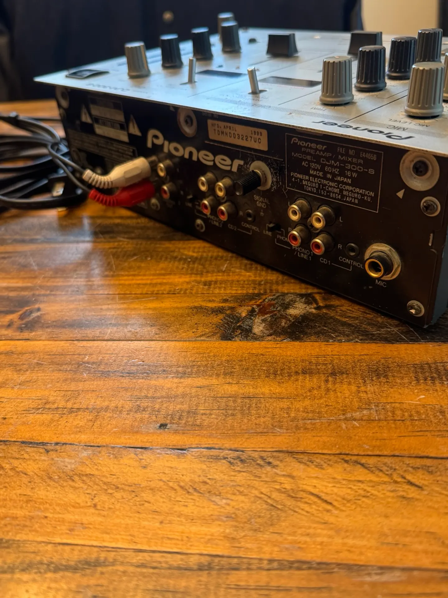 Pioneer DJM-300-S Two Channel DJ Mixer Silver Level Display With