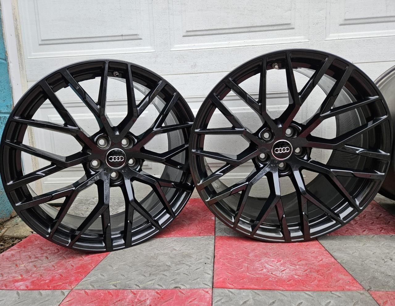 2017-2021 Audi R8 V10 OEM Black Optic 20" Wheels 10 Y Spoke 4S060102AA AB 8k mi