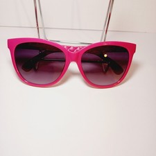 DG Sunglasses Dark Pink Plastic Quilt Design Silver Logo ZB390 UV400 Sm Scratch