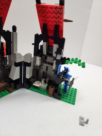 LEGO 1993 Vintage Castle: Majisto's Magical Workshop 6048 Wizard Dragon Knight 