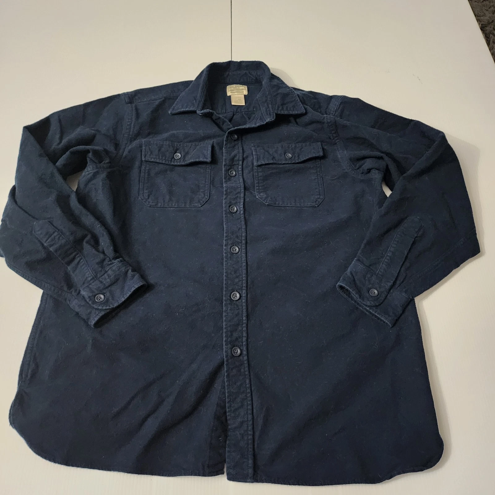 L.L. Bean Shirt Mens Large Black Solid Flannel Button Front Long Sleeve Casual
Opens in a new window