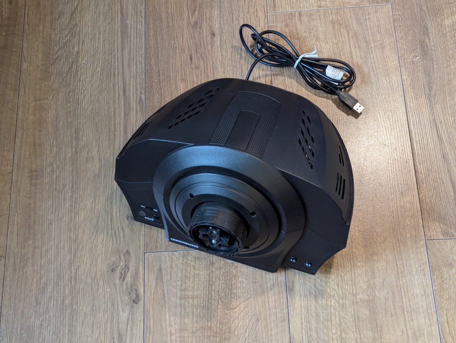 FAULTY Thrustmaster T300 RS servo base force feedback wheel for PS5 READ DESCR