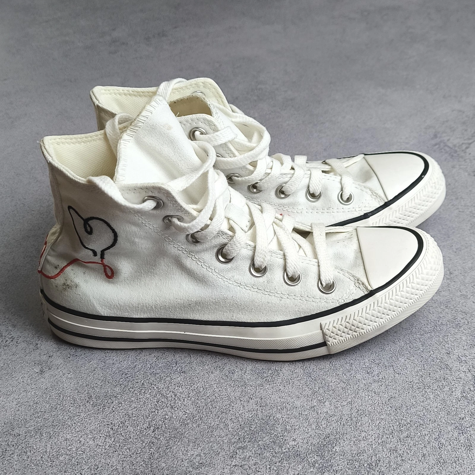 Sneakers alte Converse Chuck Taylor All Star "Made With Love" tela bianca