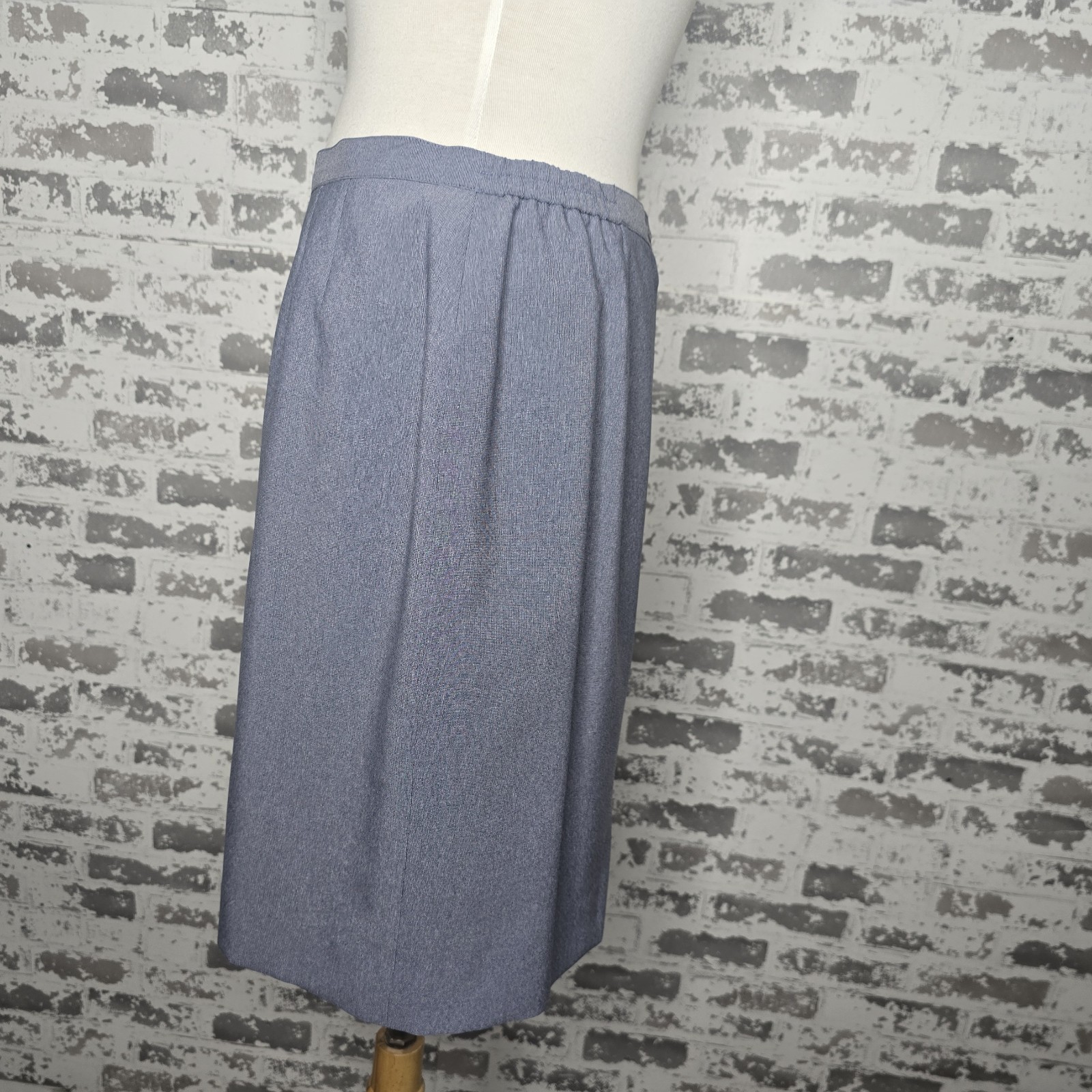 Le Suit 2 Piece Skirt Set Womens 14 Gray Short Sleeve Career Work Wear Business