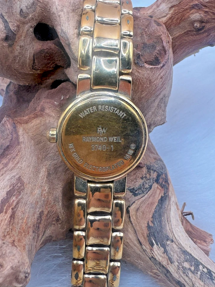 Vintage Raymond Weil Women's 18K Gold Plated Diamond Analog Watch-3740-1 - Image 4 of 4