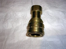 NEW Eaton Hansen 2-HK COUPLING  Hydraulic Coupler Socket 1/4" NPT
