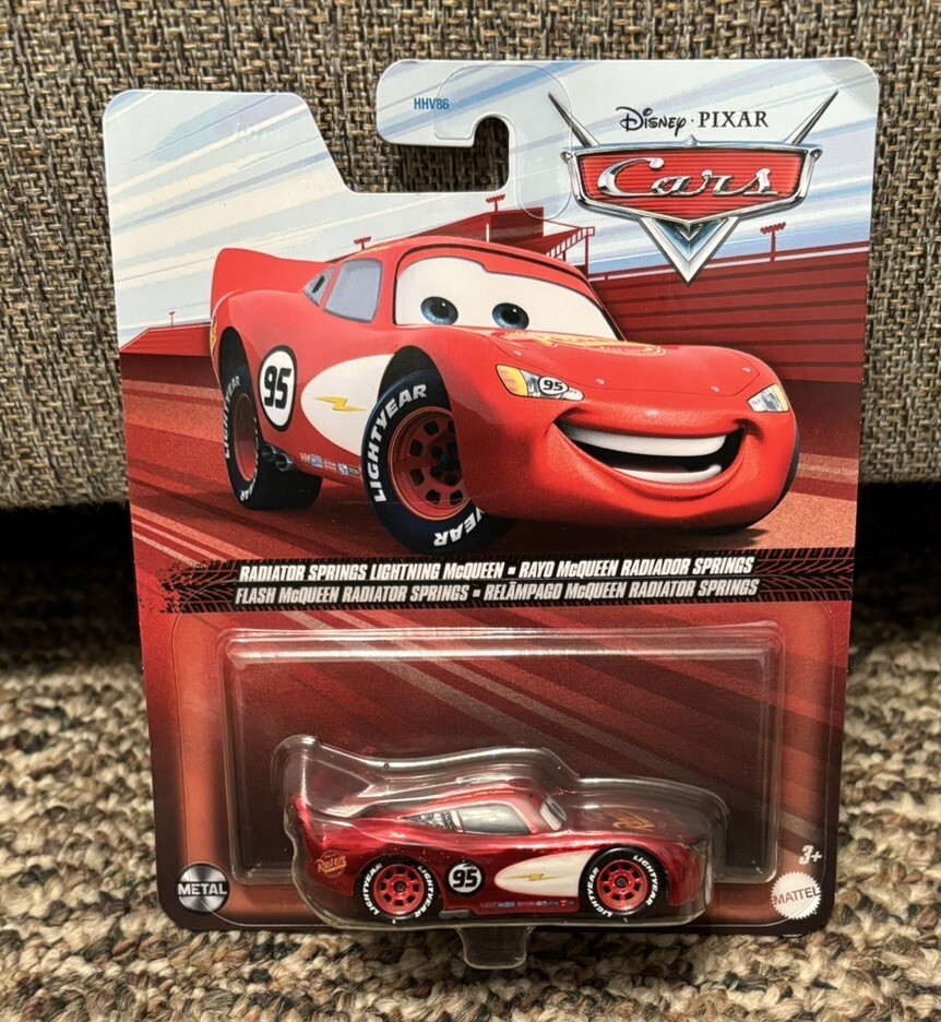 2023 Cars Disney Pixar Lightning McQueen Chase Metallic Red