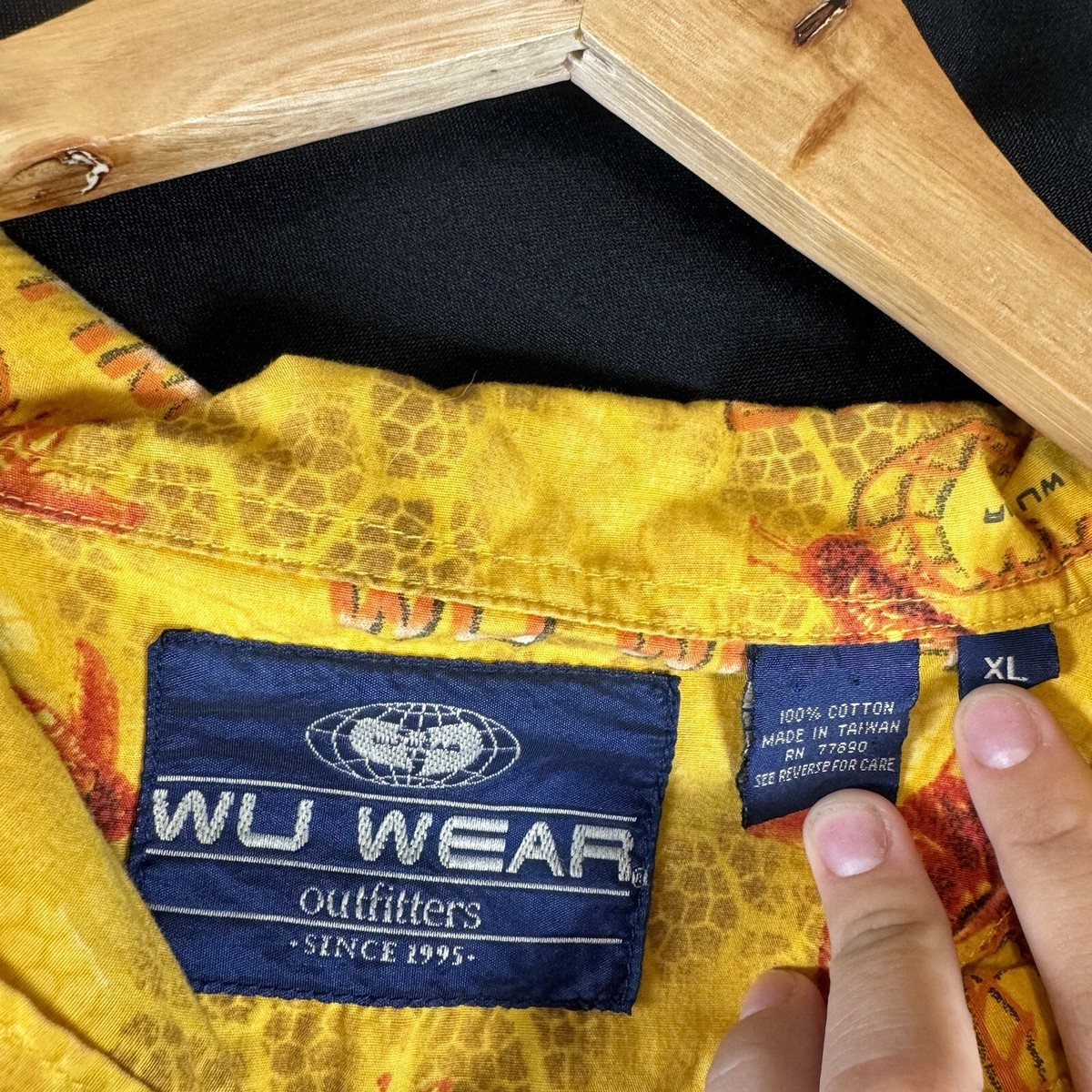 Vintage 90s Wu Tang Clan Button Shirt Killer Bees Wasp XL Wu Wear