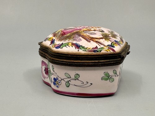 Antico Trinket/Snuff Box Smaltato Francese - Scena di Corteggio, Firmato Lille 1767 - Foto 4 di 11