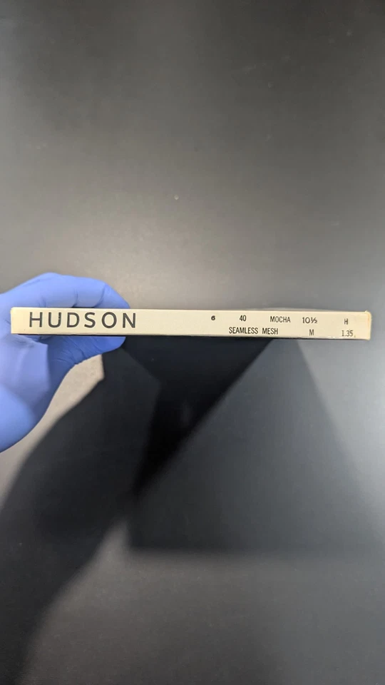Hudson 40 Seamless Mesh Vintage Stockings - Mocha - 10 1/2 - 3 Pack - Image 2 of 4