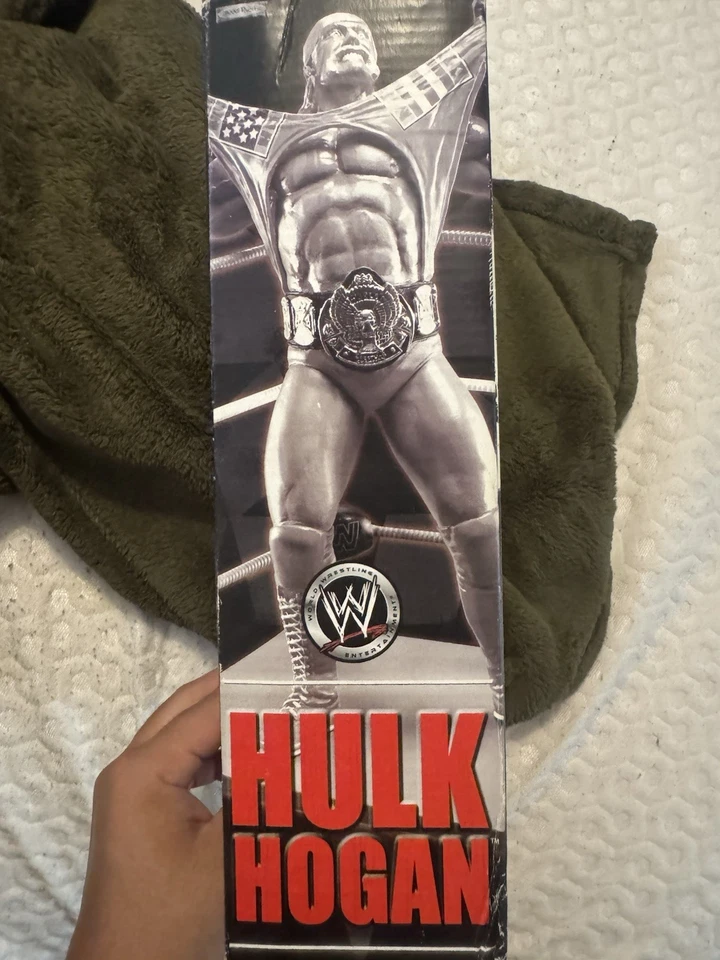 WWE Fury 无匹配绿巨人霍根白金版 Jakks Pacific 2006 — 第 2/3 张图片