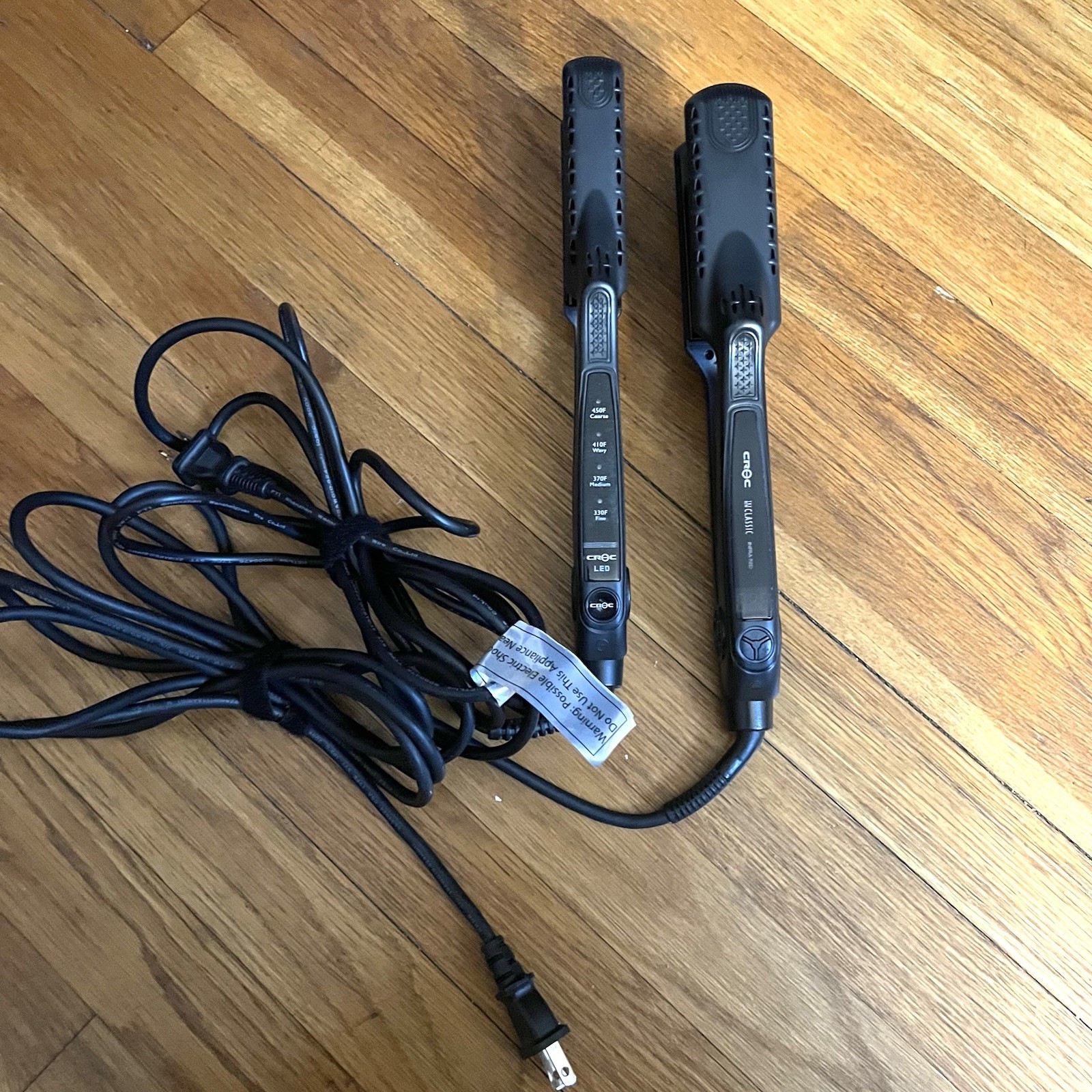 The New Classic Digital 1.5&rdquo;  & Led  1&rdquo; Please Read Desc