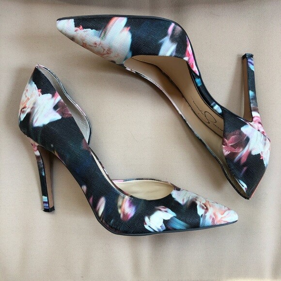 jessica simpson claudette