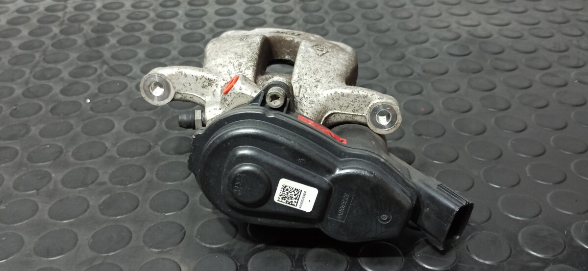 931698 Clamp Brake Rear Right For RENAULT Megane IV Berlina 5p  