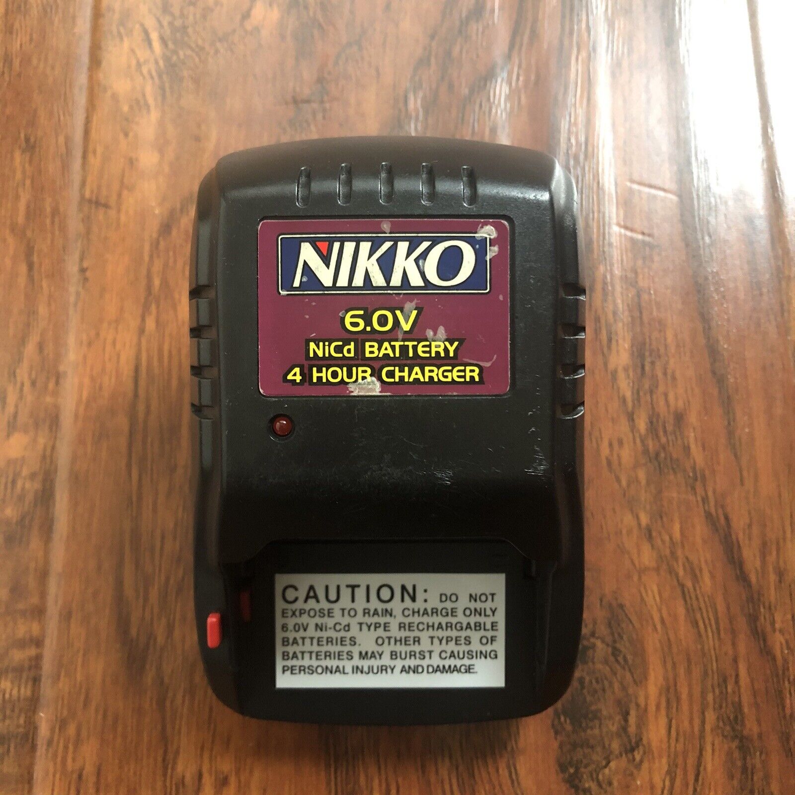 Nikko 6.0V Volt NiCd 4 Hour R/C Battery Charger Untested