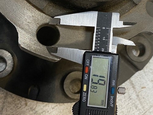 Arvin Meritor Hub 515612001, 15612, 1283, 12-1/2" OD, 106mm Bore, 20mm Holes - Picture 9 of 18