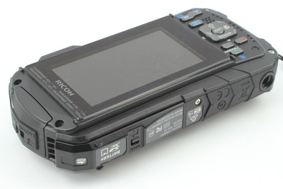 Near MINT] RICOH WG-30 Waterproof Digital Camera 16.0MP Ebony