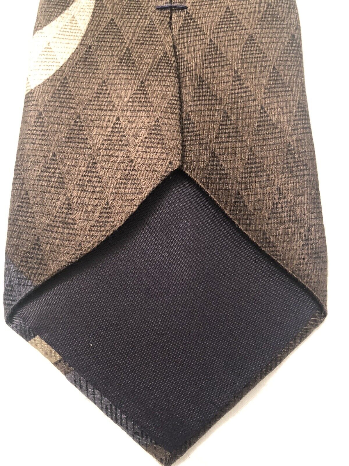 Picture 4 of 5