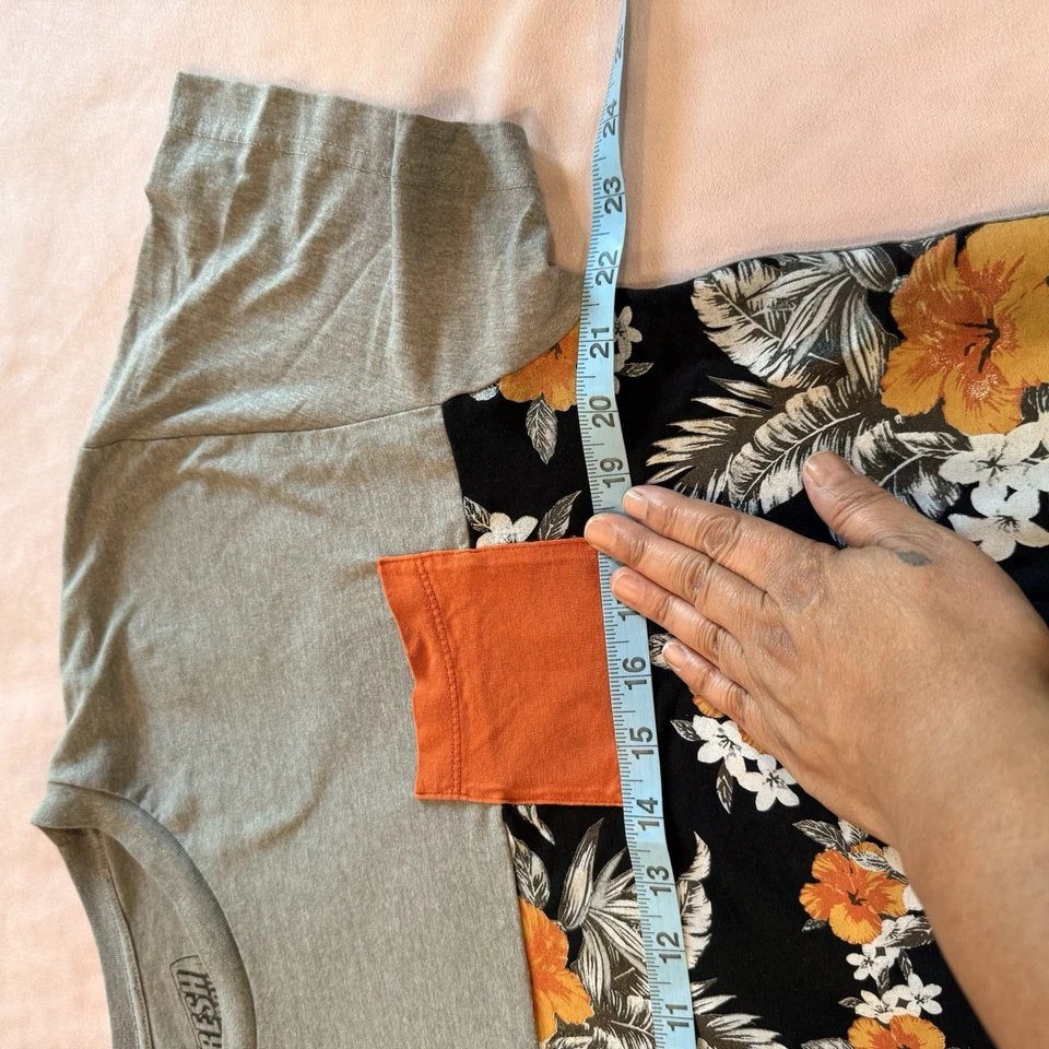 Camiseta Fresh Laundry Hombre Colorblock Floral Bolsillo Gris Negra Talla Grande Foto 3 de 4