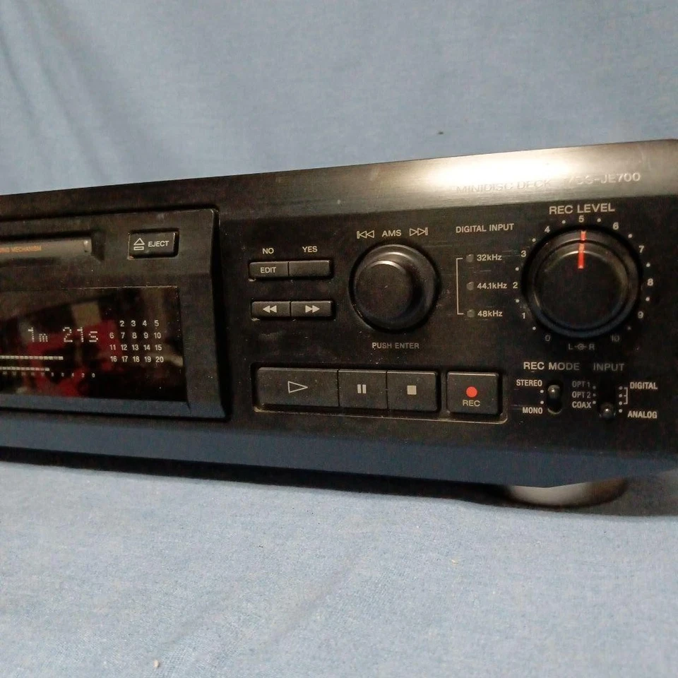 Sony MDS-JE700 Minidisc Deck Wide Bit Stream MD Recorder schwarz getestet Japan - Bild 4 von 4