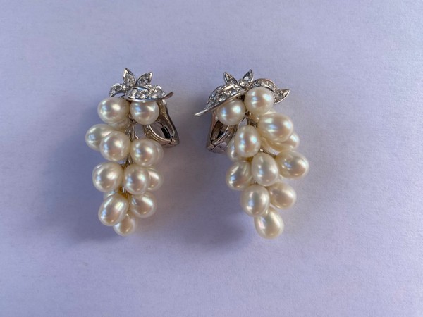 KERN Ohrclips Weissgold 750 mit je 17 Perlen und 18 Brillanten