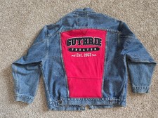 Vintage Levi  s Trucker Jacket XL 70507-4890 - Custom Guthrie Theater Back Patch