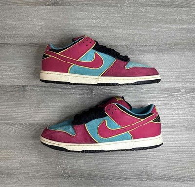 Size 12 - Nike SB Dunk low MS Pac-Man 313170-461 Preowned