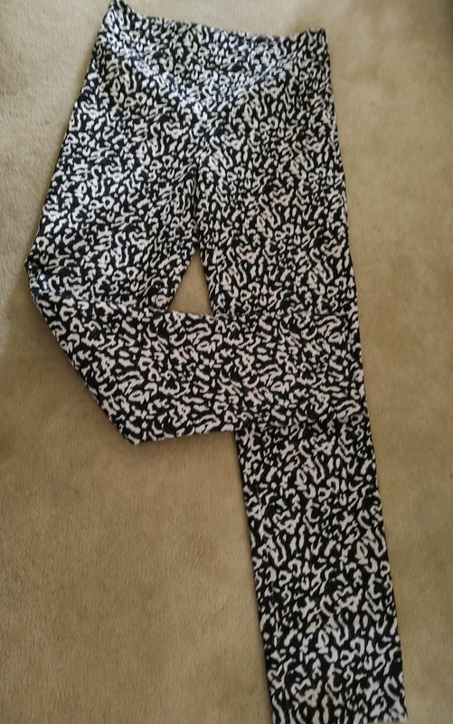 Joseph Ribkoff Pants Womens Sz 8 Animal Print Stretch Straight Leg Statement