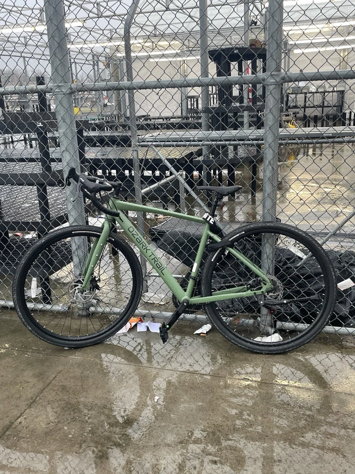 Ozark Trail 700C G.1 Explorer Drop Bar Gravel Bike Large Frame 14 Speed - Image 3 of 3