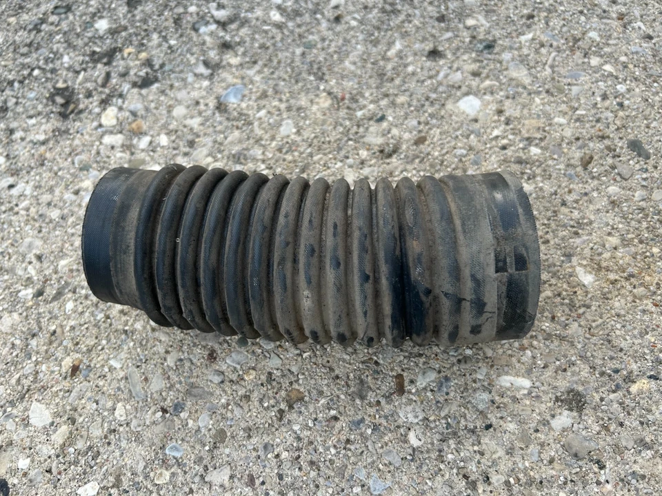 OEM 87-88 Ford Thunderbird 2.3L Medidor de flujo de aire Grande VAM 3" Acoplador de manguera de resorte Foto 2 de 4