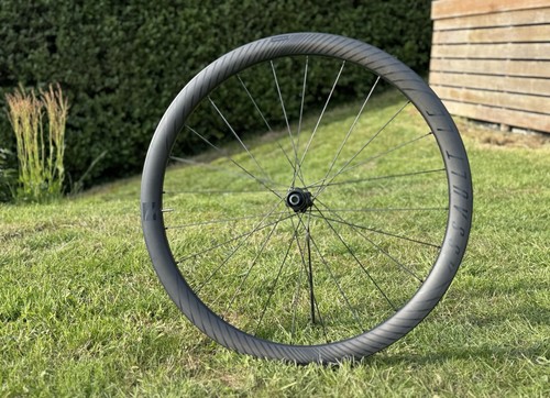 Reynolds Assault LE carbon road bike wheels