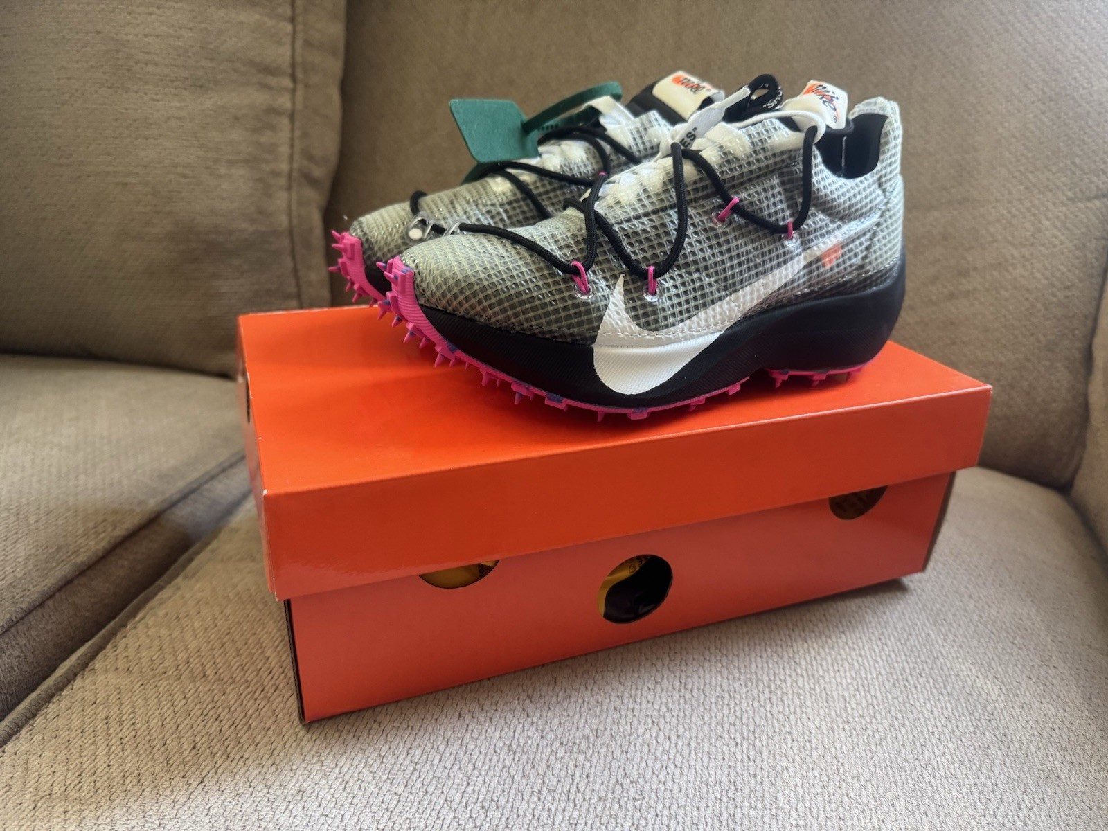 OFF WHITE X NIKE Nike Vapor Street x OFF WHITE Laser Fucsia Donna Taglia 6 M 4.5 (CD8178 001)